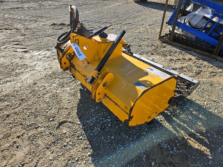 #66-•-cub-cadet-42"-roto-tiller-with-crumbler-image-1