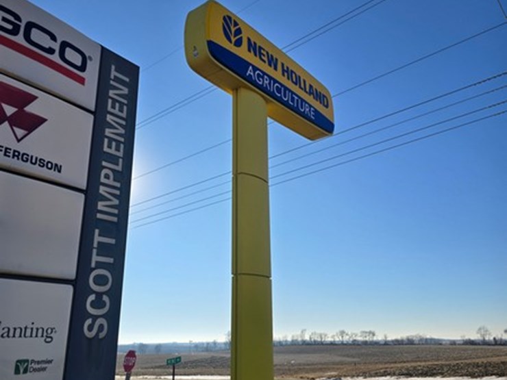 #37-•-new-holland-dealer-sign-image-1