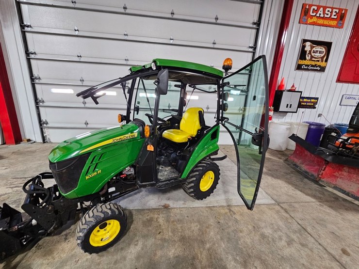 2018-john-deere-1025r-image-20