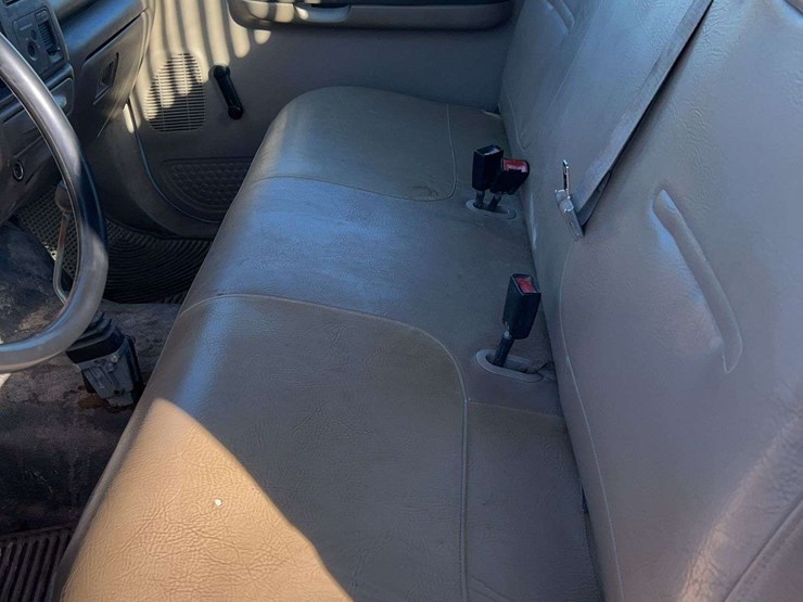 2001-ford-f450-image-18