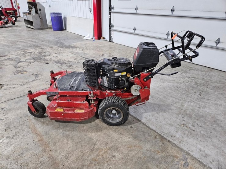 #158-•-2016-toro-turbo-force-36-walk-behind-mower-image-2