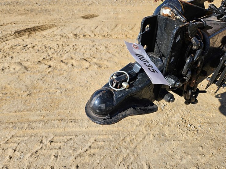 #35-•-2012-houlotte-5533a-towable-basket-lift-image-9