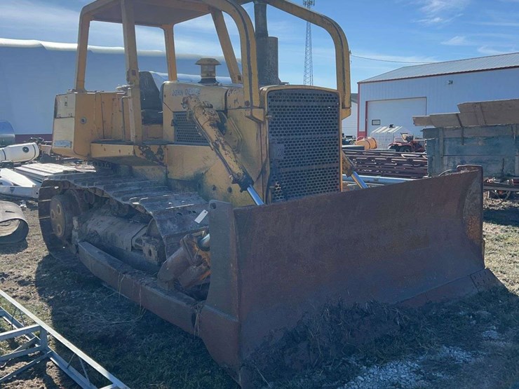 john-deere-850-image-1