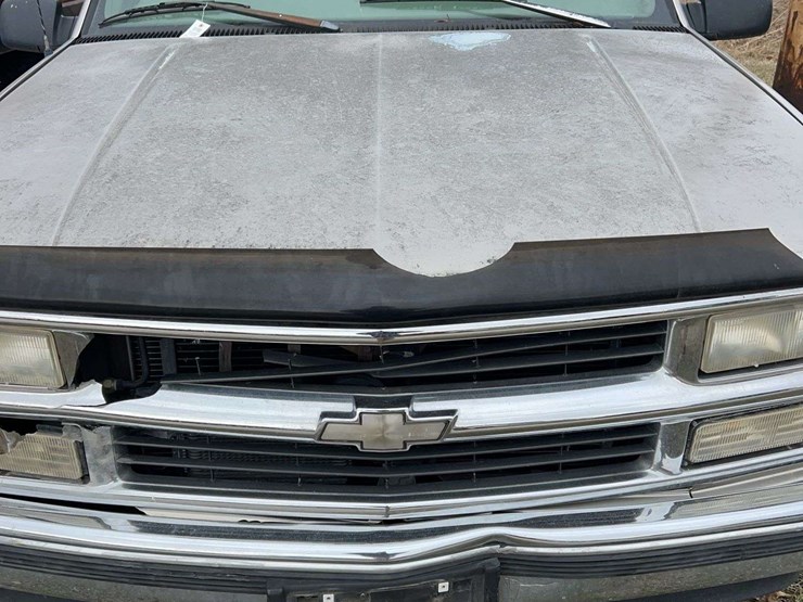 1999-chevrolet-tahoe-image-4