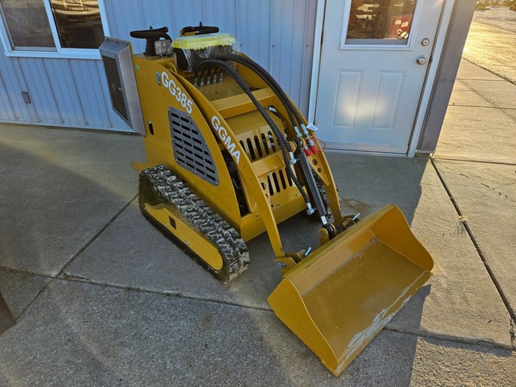 #24-•-2025-ggma-gg385-mini-skid-loader-image-6