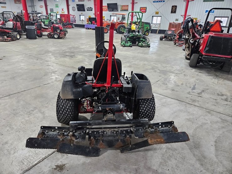 #173-•-2012-toro-5040-sand-pro-bunker-rake-image-4