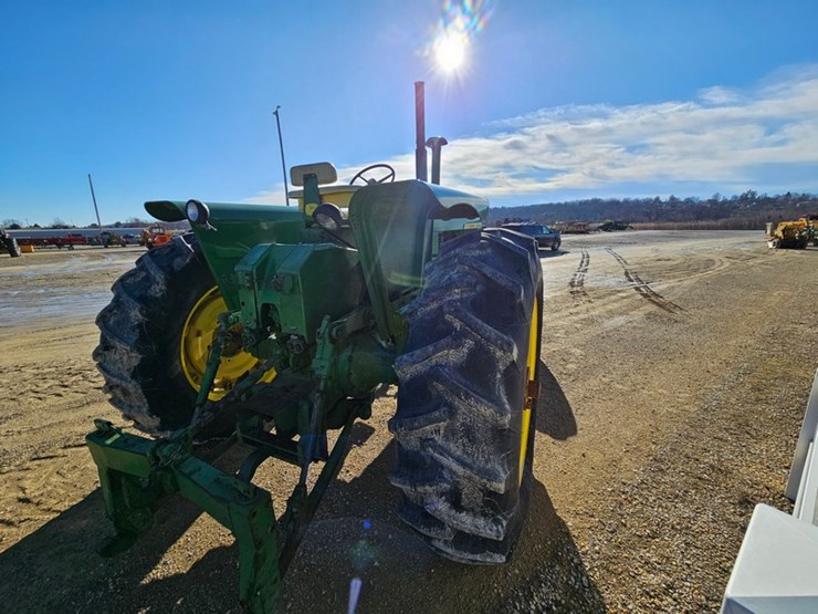 john-deere-4520-image-5