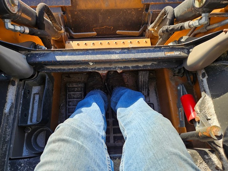 2014-case-sr220-image-19