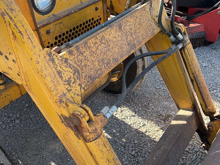 1968-massey-ferguson-200-image-14