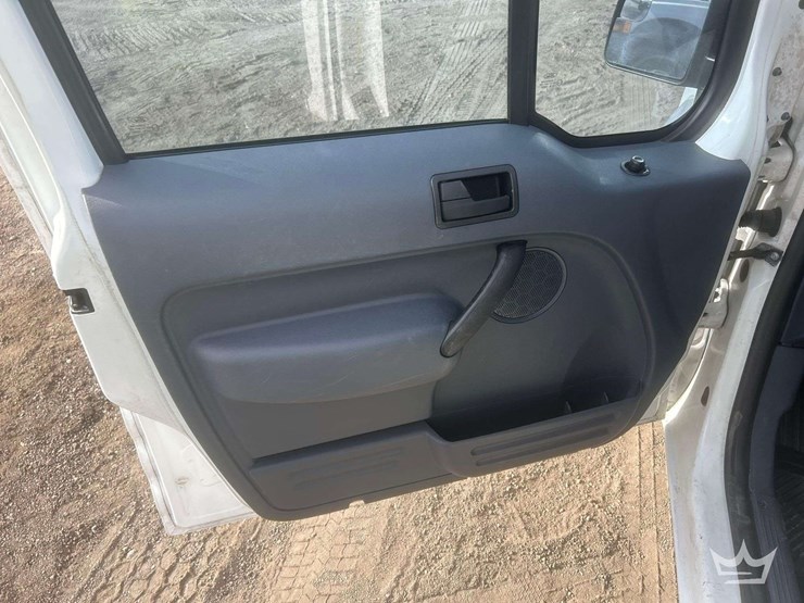 2012-ford-transit-connect-image-11