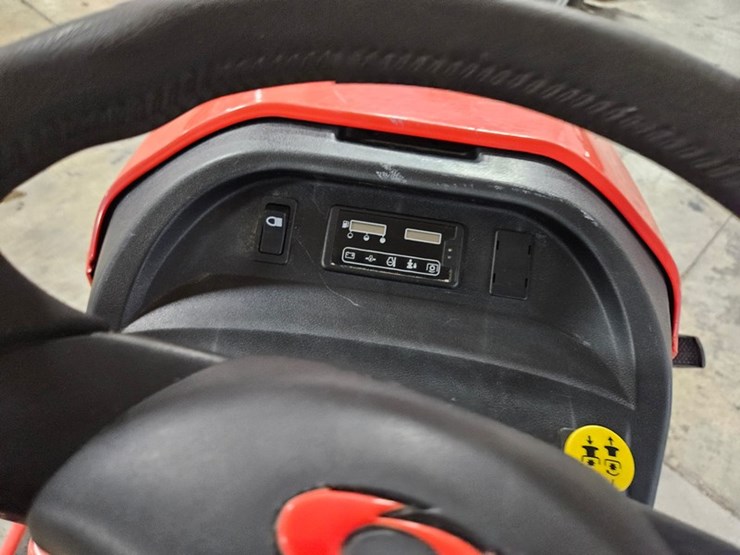 #124-•-simplicity-conquest-lawn-tractor-image-27