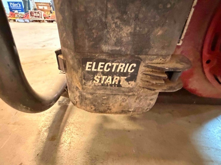 blackmax-gas-generator-w/honda-engine-image-5