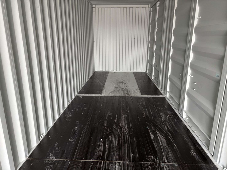 40-ft-shipping-container-image-11