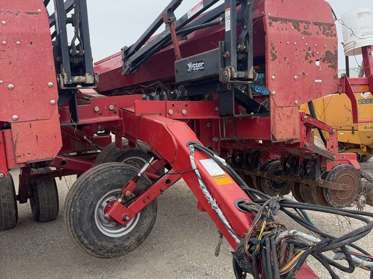 case-ih-5500-image-3