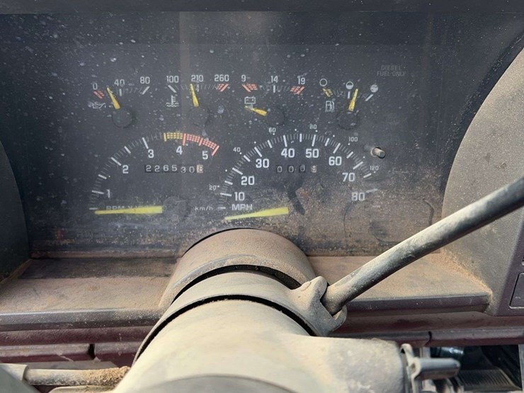 1993-chevrolet-gmt400-image-13