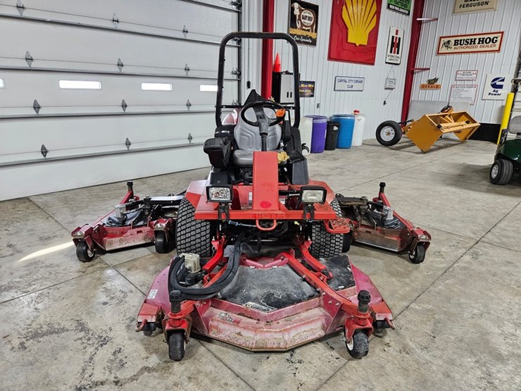 2011-toro-groundsmaster-4000d-image-8