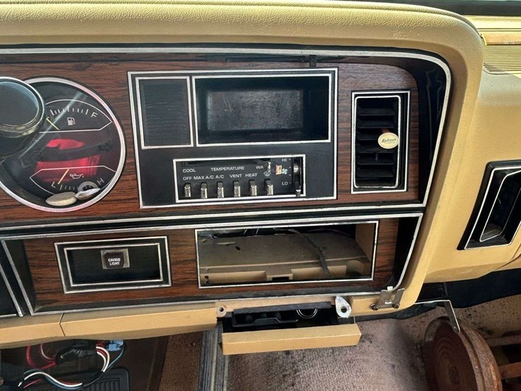 dodge-ram-250-image-24