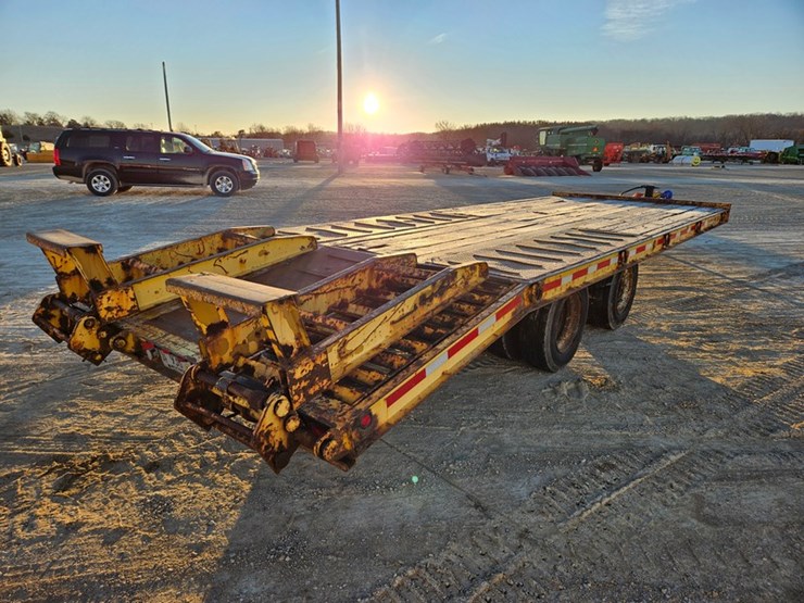 #298-•-2005-flat-bed-trailer-image-5