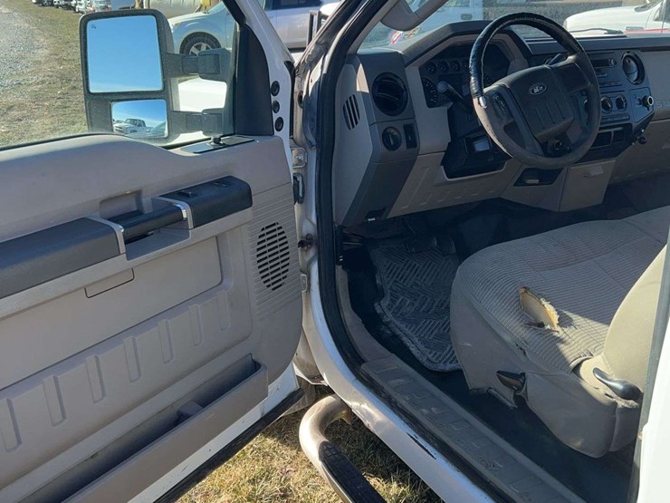 2009-ford-f250-image-11