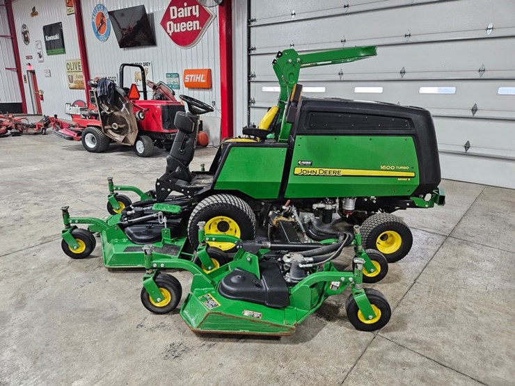 2021-john-deere-1600-turbo-image-2