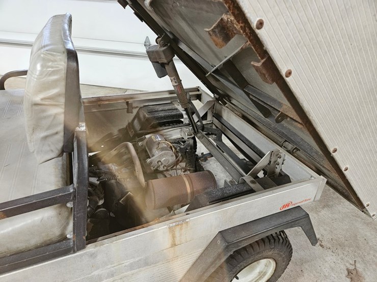 club-car-turf-2-image-10