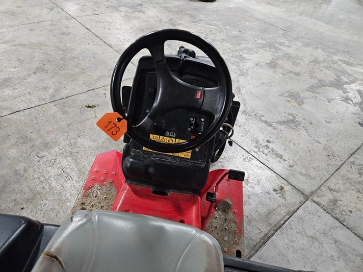 #173-•-2012-toro-5040-sand-pro-bunker-rake-image-22