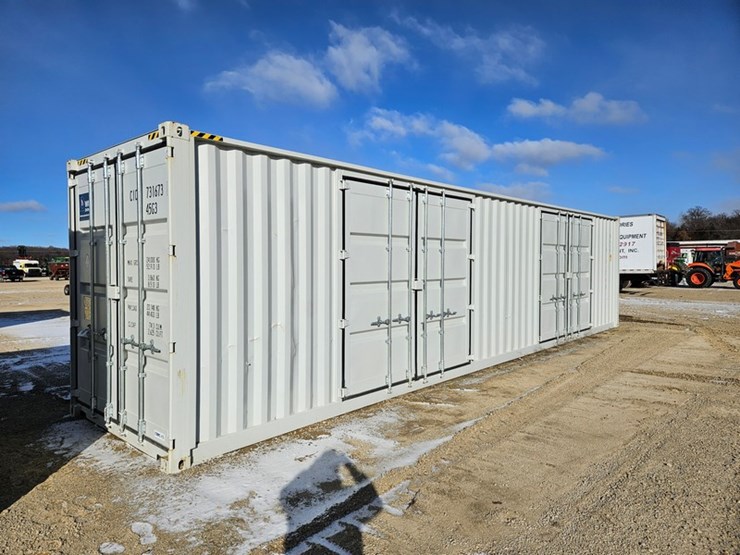 #97-•-40'-one-trip-container-image-1