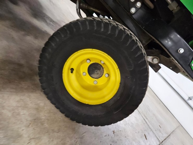 2021-john-deere-1600-turbo-image-32