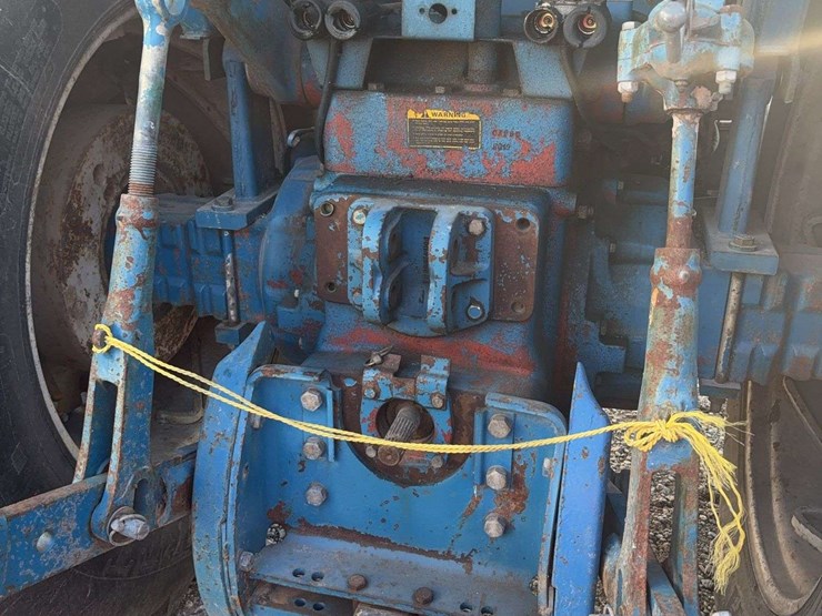 1982-ford-tractor-image-11