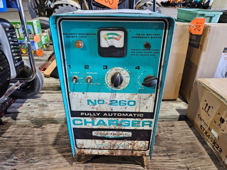 #193-•-silver-beauty-12v-battery-charger-image-2