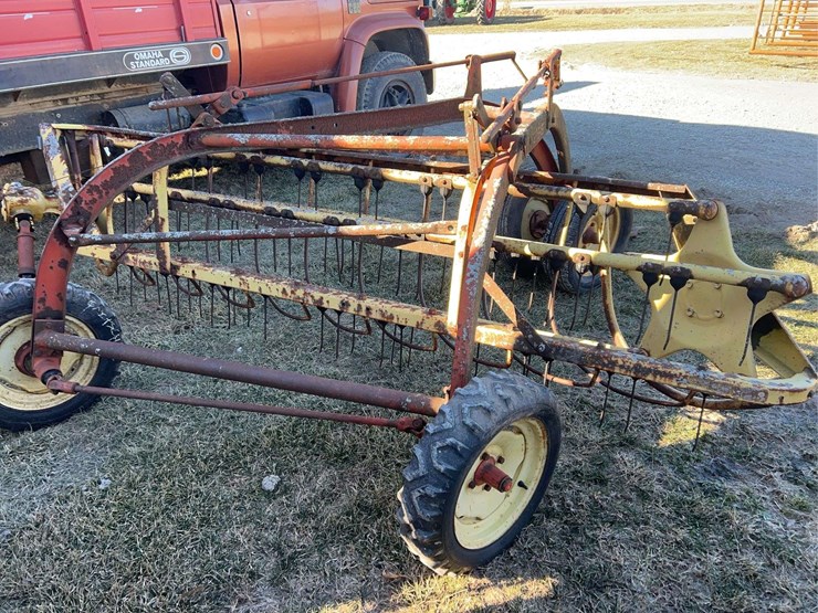 new-holland-256-image-4