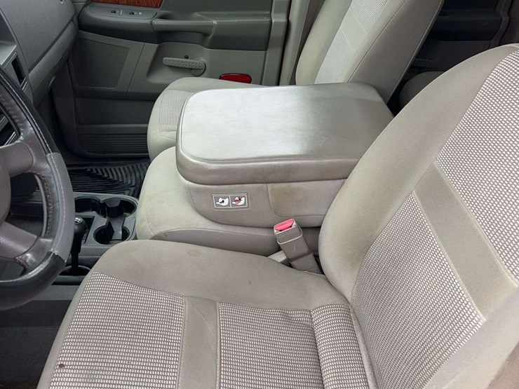 2006-dodge-ram-2500-image-21