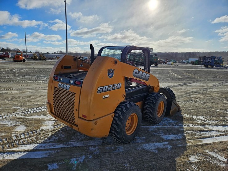 2014-case-sr220-image-5