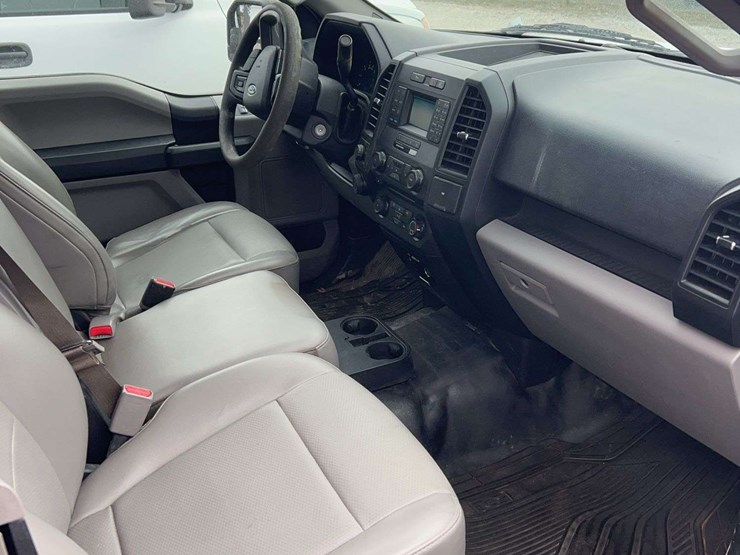 2016-ford-f150-image-12