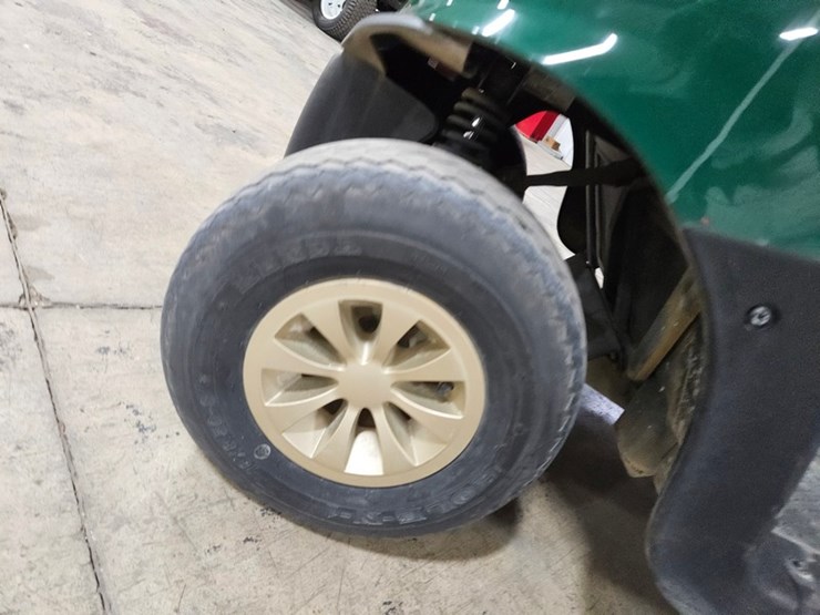 #143-•-2013-ez-go-rxv-electric-golf-cart-image-22