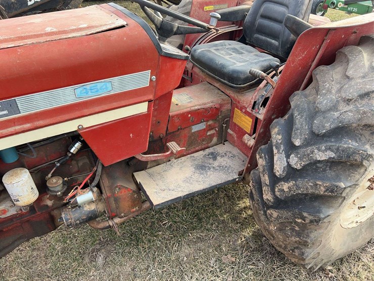 international-454-image-3