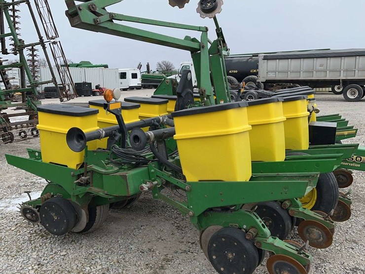 john-deere-1760-image-3