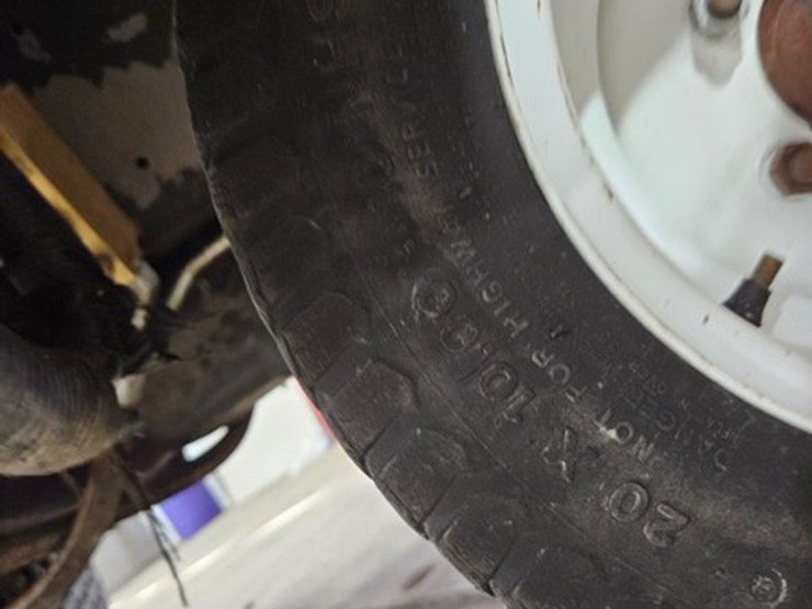 2011-toro-groundsmaster-4000d-image-30