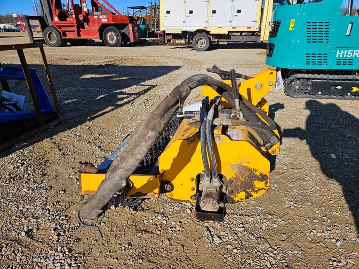 #66-•-cub-cadet-42"-roto-tiller-with-crumbler-image-6