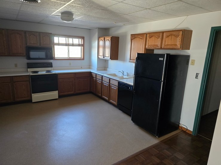 #1-•-34.00-+/--acre-commercial-property-image-85