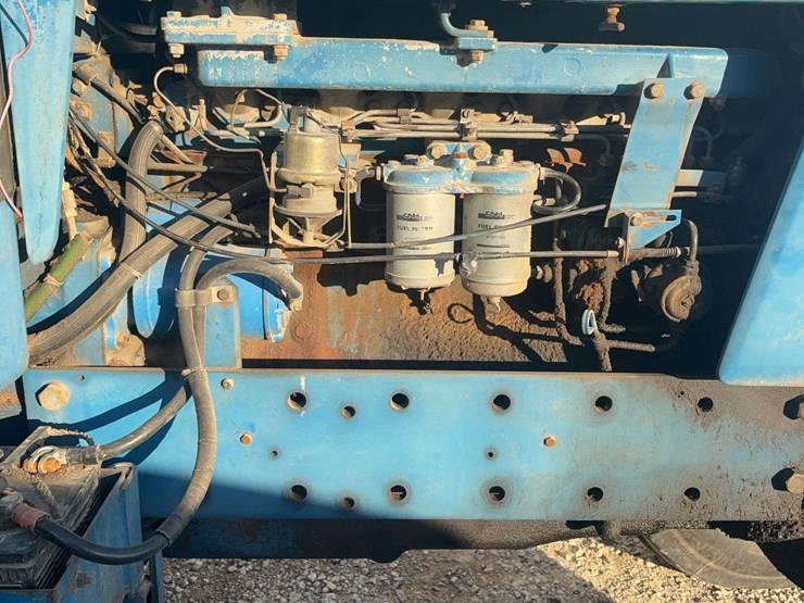 1982-ford-tractor-image-8