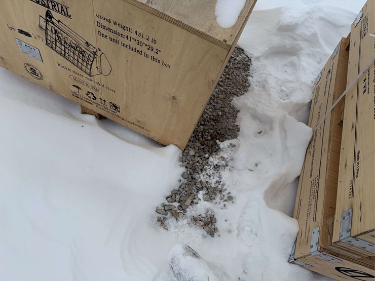 agt-mini-skid-steer-mixer-bucket-image-9