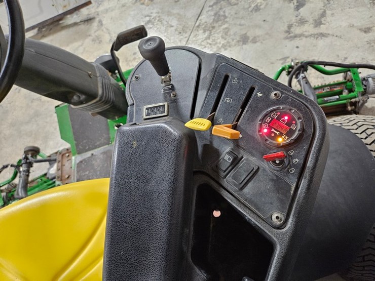 2010-john-deere-8500-image-19