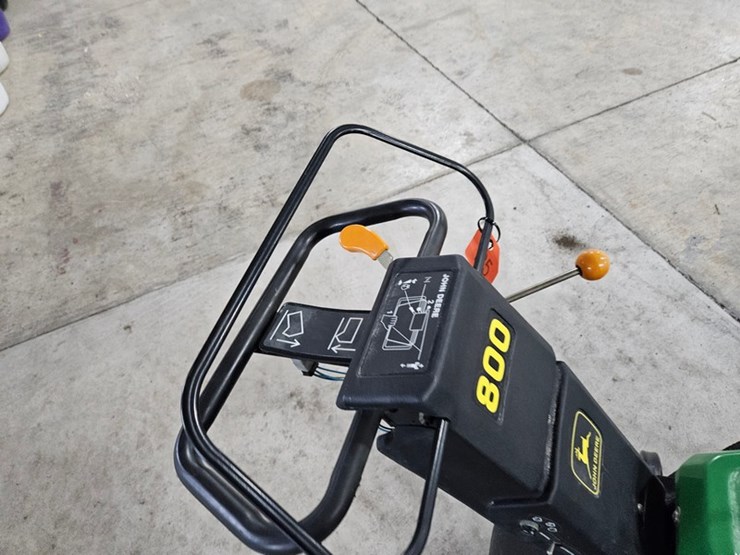 john-deere-800-image-19