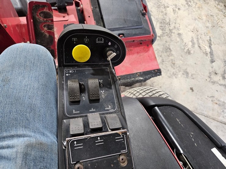 toro-groundsmaster-5900-image-15