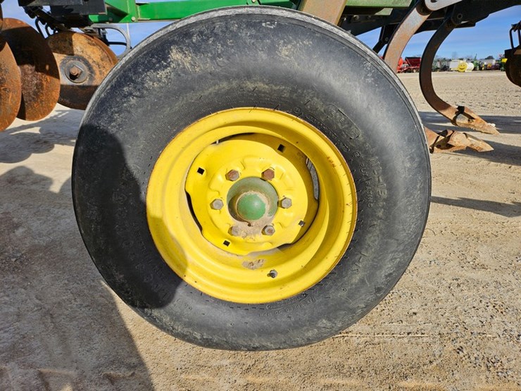 john-deere-510-image-15