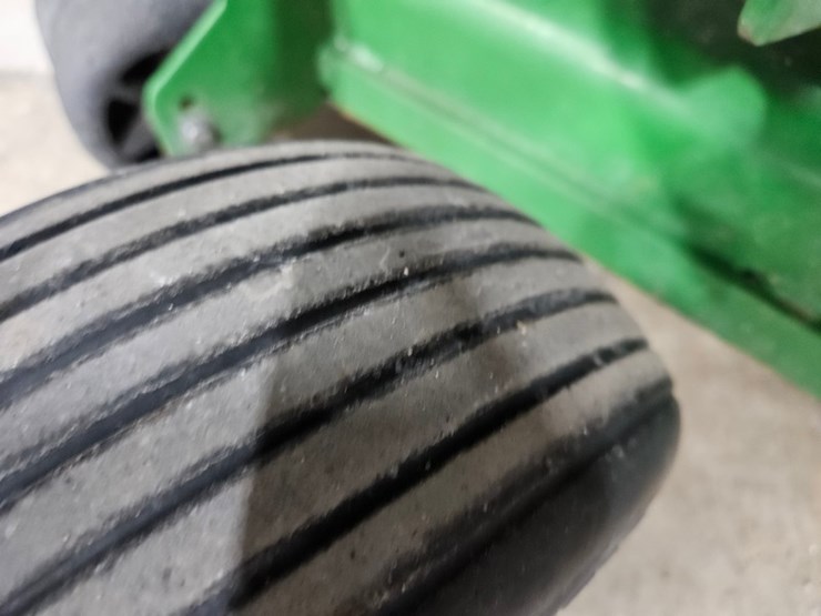 2022-john-deere-z970r-image-33