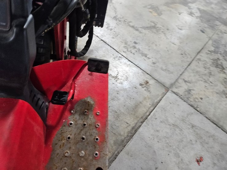 #173-•-2012-toro-5040-sand-pro-bunker-rake-image-23