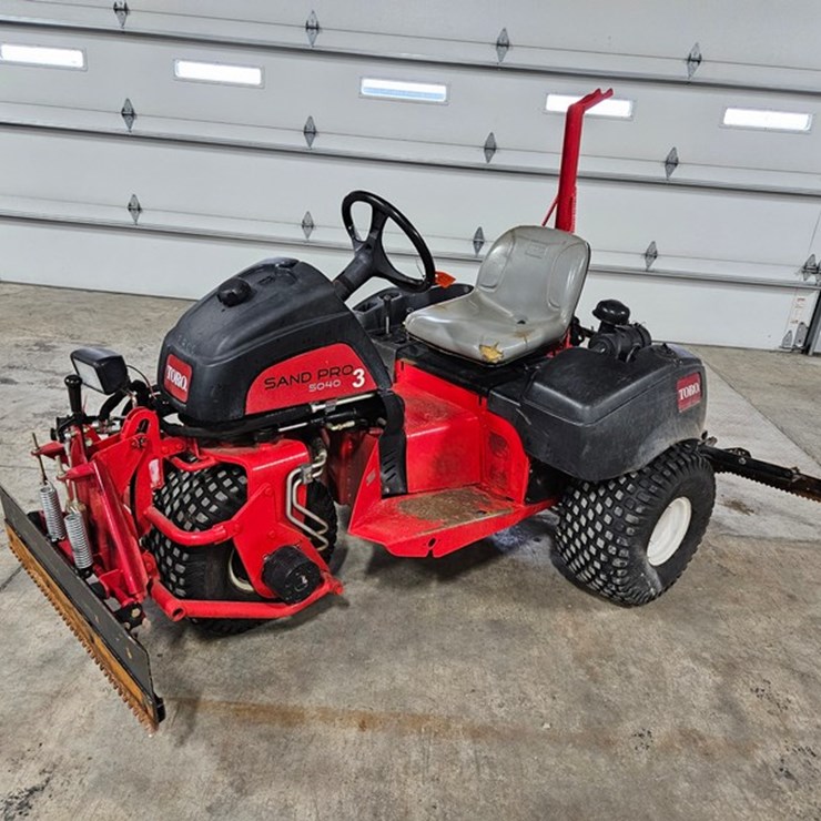 #173 • 2012 Toro 5040 Sand Pro Bunker Rake
