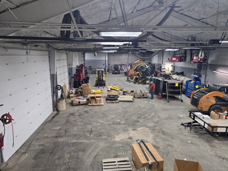 #1-•-34.00-+/--acre-commercial-property-image-31